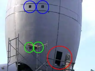 実物大鉄人２８号のお尻に穴が？