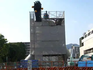 実物大鉄人 定点観測位置の正面から。